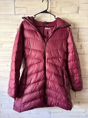 Adidas nuvic duck down puffer quilted climawarm maroon large womens